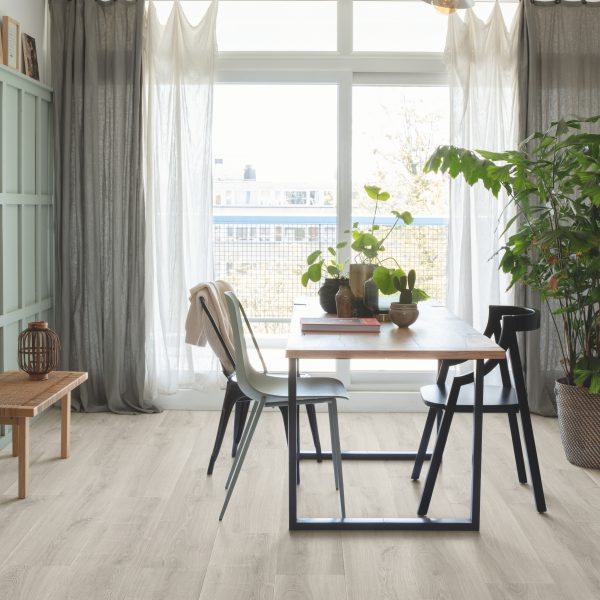 SIG4765 geborstelde eik grijs Quick-Step laminaat - Afbeelding 2