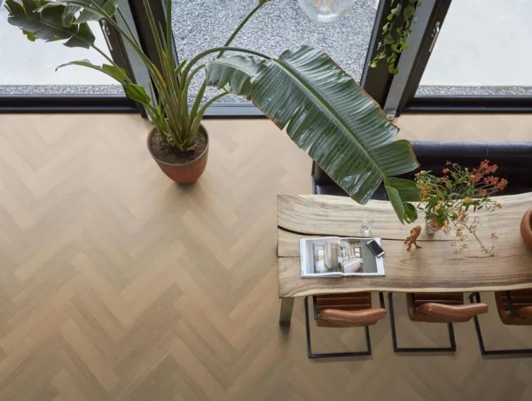 DB YUP Sutton Herringbone Warm Natural 1503 Floorlife visgraat PVC - Afbeelding 2