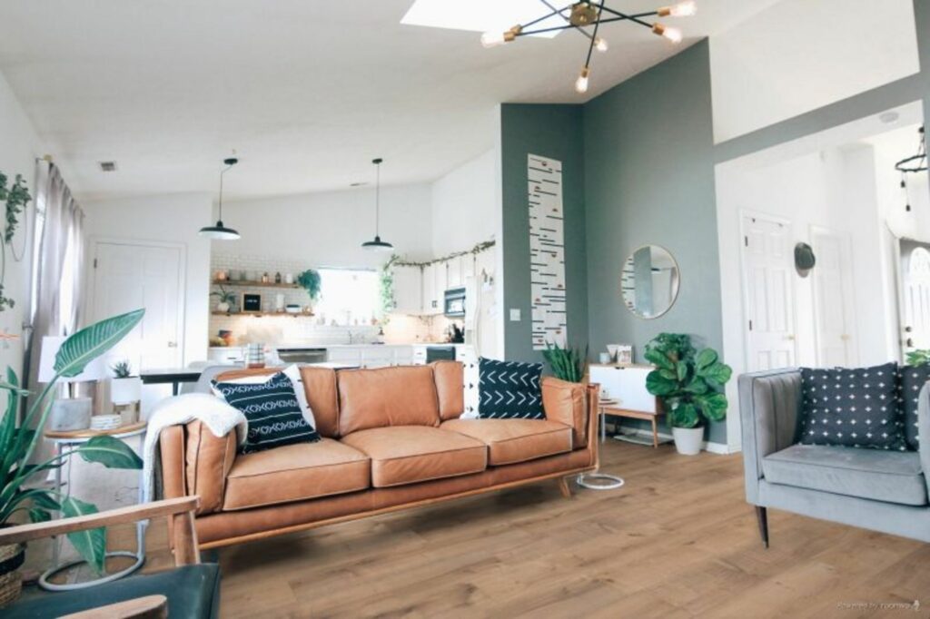 PVC vloer met een houtlook in een woonkamer.